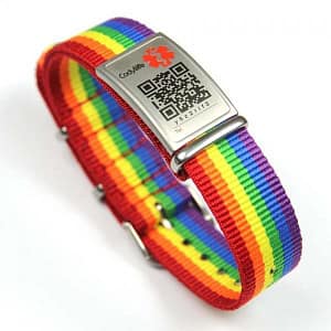 Pulsera identificacion Codylife Arcoiris nylon multicolor con placa QR y cierre de metal